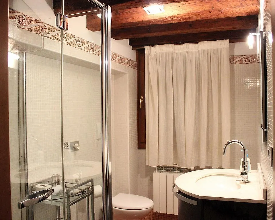 5 Mins To Rialto Bridge Apartment Venice