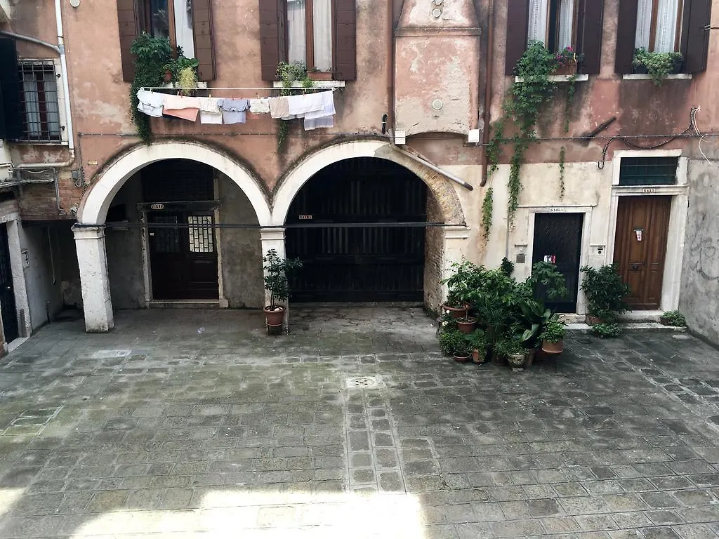 5 Mins To Rialto Bridge Apartment Venice